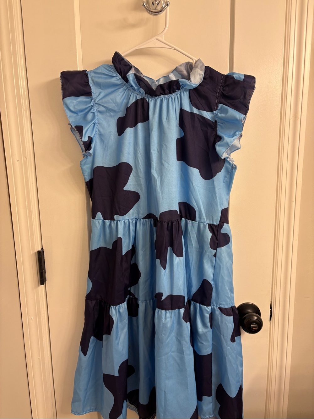 Women’s Light Blue & Navy Flutter Sleeve Tiered Dress